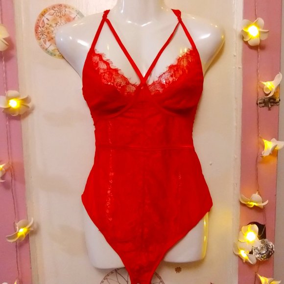 Strappy (XL) Racy Red Lace Teddie - Picture 1 of 7
